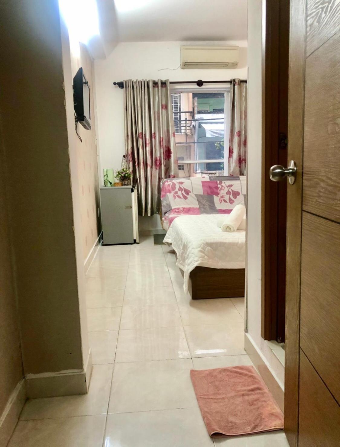 Thanhha Guesthouse At Bui Vien Walking Street Ho Chi Minh City Exterior photo
