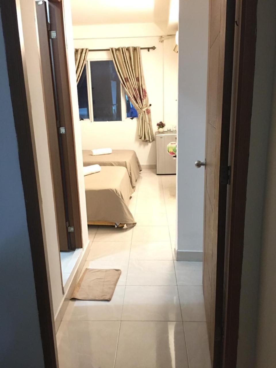 Thanhha Guesthouse At Bui Vien Walking Street Ho Chi Minh City Exterior photo