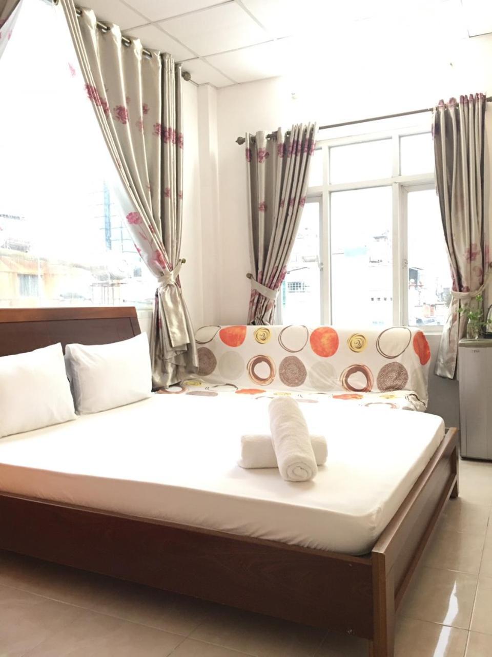 Thanhha Guesthouse At Bui Vien Walking Street Ho Chi Minh City Exterior photo